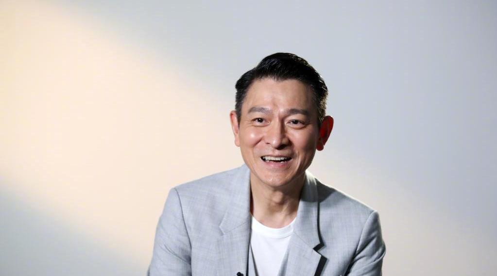 香港回归祖国二十五周年中国人刘德华如今刘德华已不需要在名字前添加