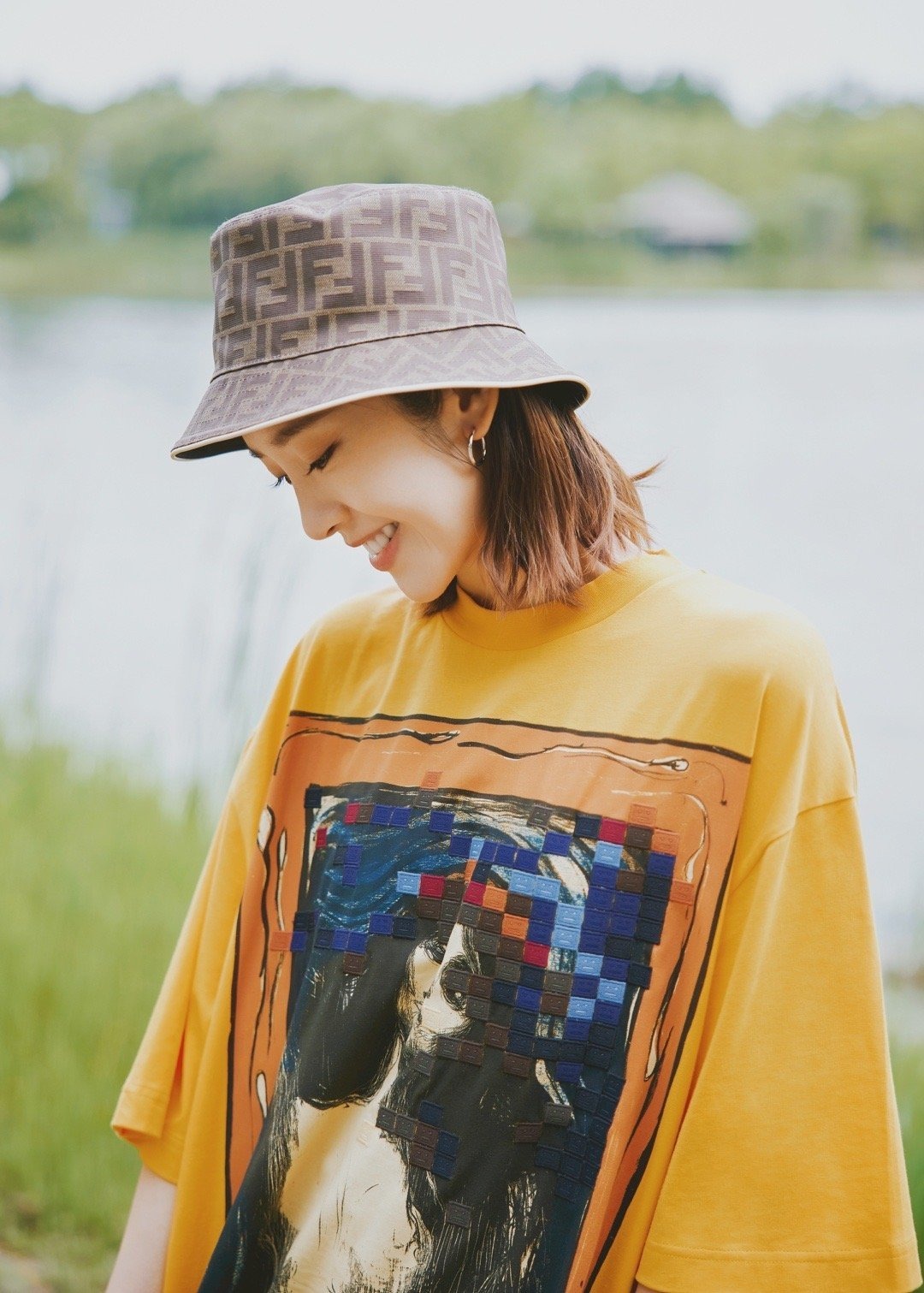 唐艺昕最新写真曝光 笑容灿烂温柔可人|唐艺昕|写真|笑容_新浪新闻