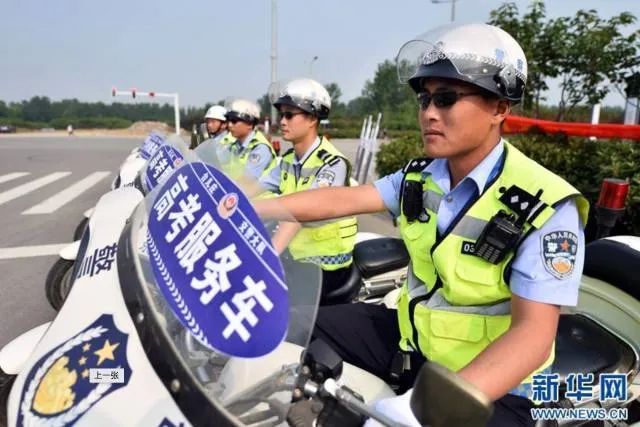 2022年6月8/9日：“高考结束，请考生立即停笔…….”回顾高考45年，每一张照片都是一代人的青春休闲区蓝鸢梦想 - Www.slyday.coM