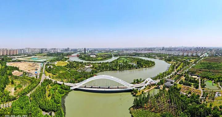 江苏扬州:运河三湾景区景色宜人