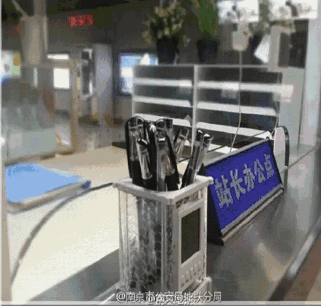 2022年6月8/9日：“高考结束，请考生立即停笔…….”回顾高考45年，每一张照片都是一代人的青春休闲区蓝鸢梦想 - Www.slyday.coM