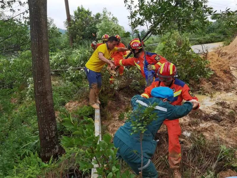 北流发生泥石流灾害，致7人死亡1人失联！休闲区蓝鸢梦想 - Www.slyday.coM