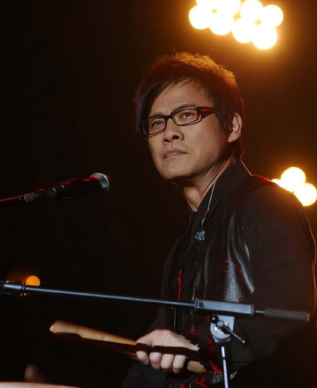 恋上有夫之妇,扬言不婚丁克,转身结两次婚|罗大佑|李烈|张艾嘉_新浪