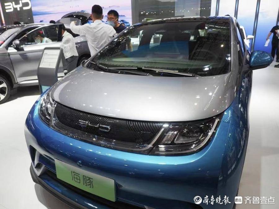 齐鲁车展新动向,新能源车人气旺|齐鲁车展|新能源车|新能源_新浪新闻