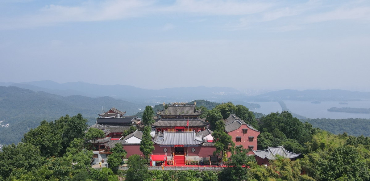 杭州玉皇山福星观董中基道长荣膺监院升座庆典圆满举行