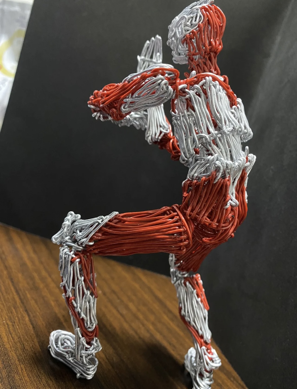 铁丝制作可动奥特曼模型