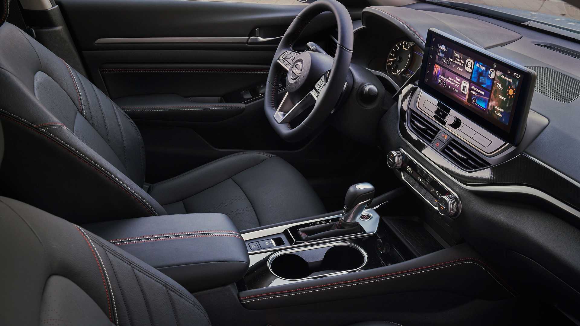 20t配四驱日产天籁海外迎来新面孔这造型你们喜欢吗