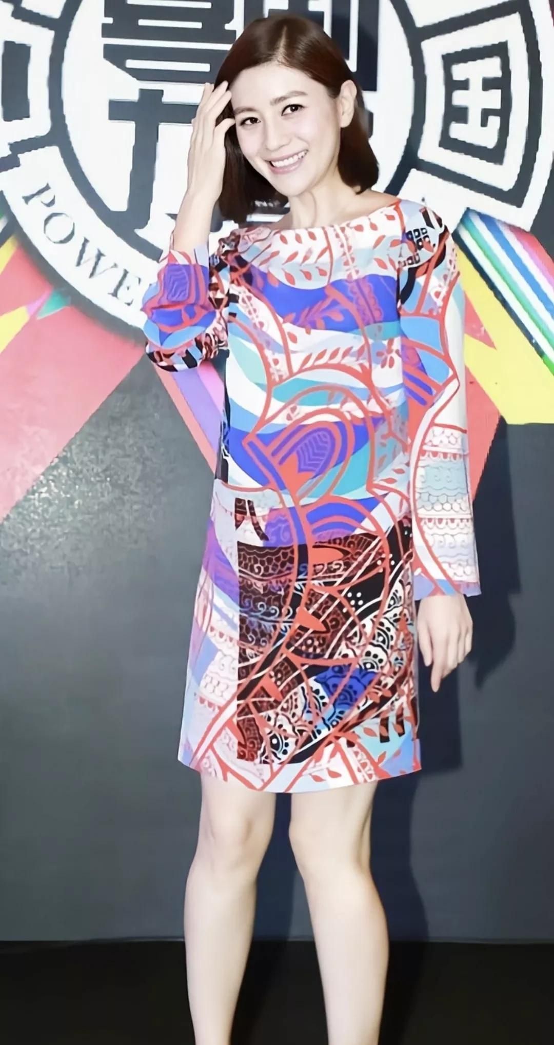 47的胡可依旧妩媚动人,非常具有东方女性的古典韵味休闲区蓝鸢梦想 - Www.slyday.coM 47的胡可依旧妩媚动人,非常具有东方女性的古典韵味休闲区蓝鸢梦想 - Www.slyday.coM