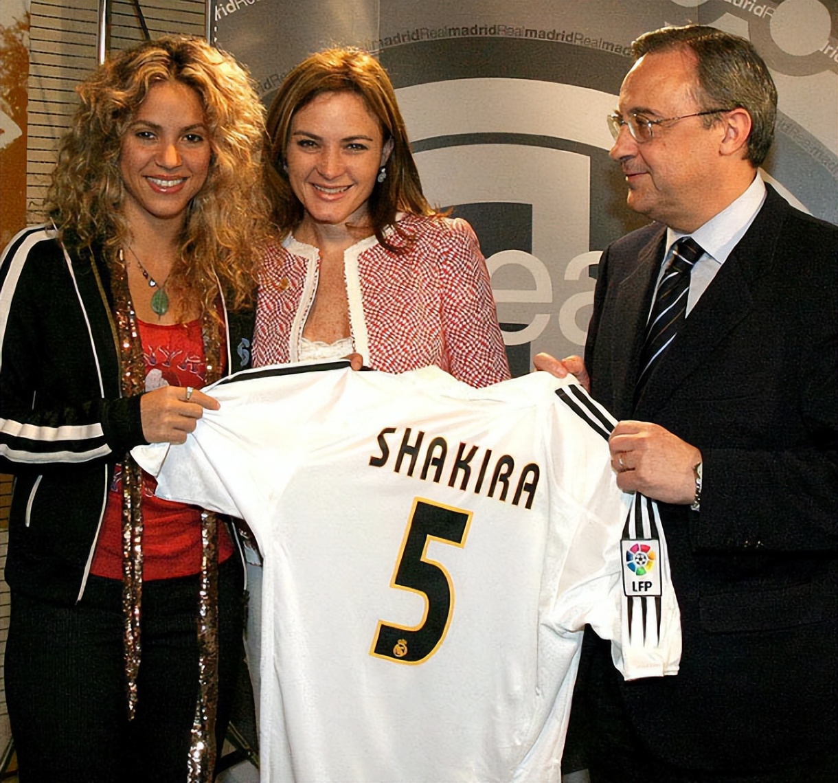 绝情!皮克出轨后,夏奇拉两次求他复合遭拒,45岁天后憔悴惹人怜休闲区蓝鸢梦想 - Www.slyday.coM 绝情!皮克出轨后,夏奇拉两次求他复合遭拒,45岁天后憔悴惹人怜休闲区蓝鸢梦想 - Www.slyday.coM