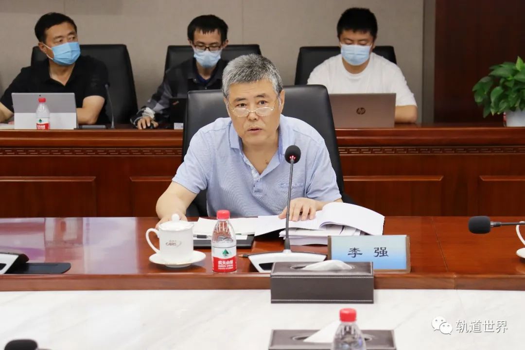 院士卢春房,京投公司副董事长丁树奎,成都铁路局总工程师赵海宁,兰州