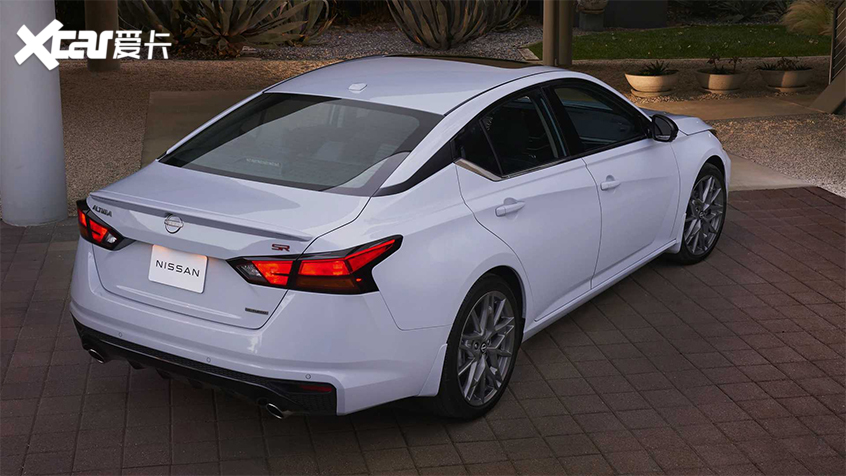 日产新款altima官图发布 前脸变化明显-新浪汽车