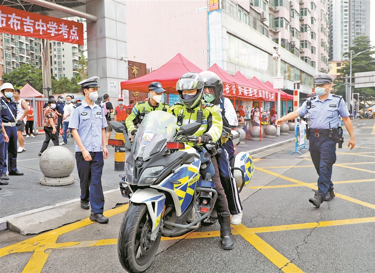 深圳交警"硬核"护考 为考生筑梦护航