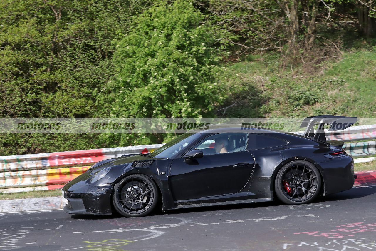 有望6月23日亮相 新款保时捷911 GT3 RS最新谍照