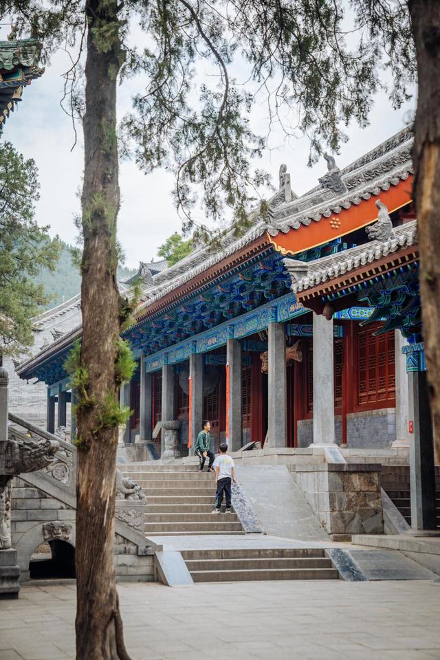 少林寺究竟有多神奇，被誉为天下第1名刹，真的值得来吗？休闲区蓝鸢梦想 - Www.slyday.coM