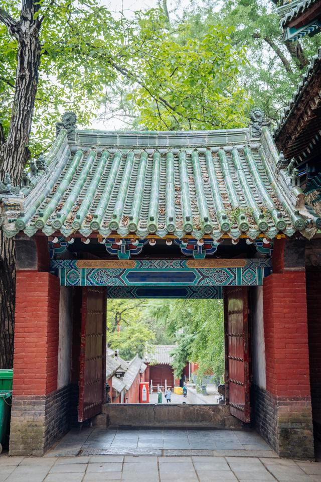 少林寺究竟有多神奇，被誉为天下第1名刹，真的值得来吗？休闲区蓝鸢梦想 - Www.slyday.coM