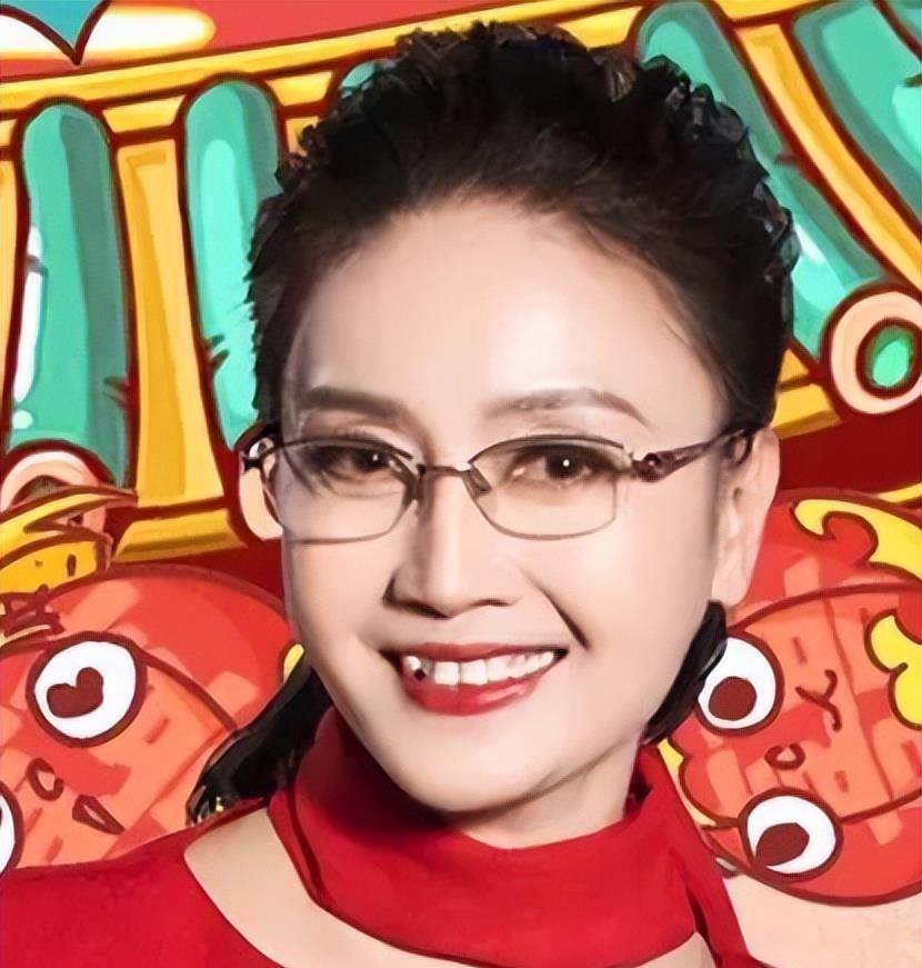 魏慧丽因高小姐红遍全国嫁武生教授与女儿情同姐妹