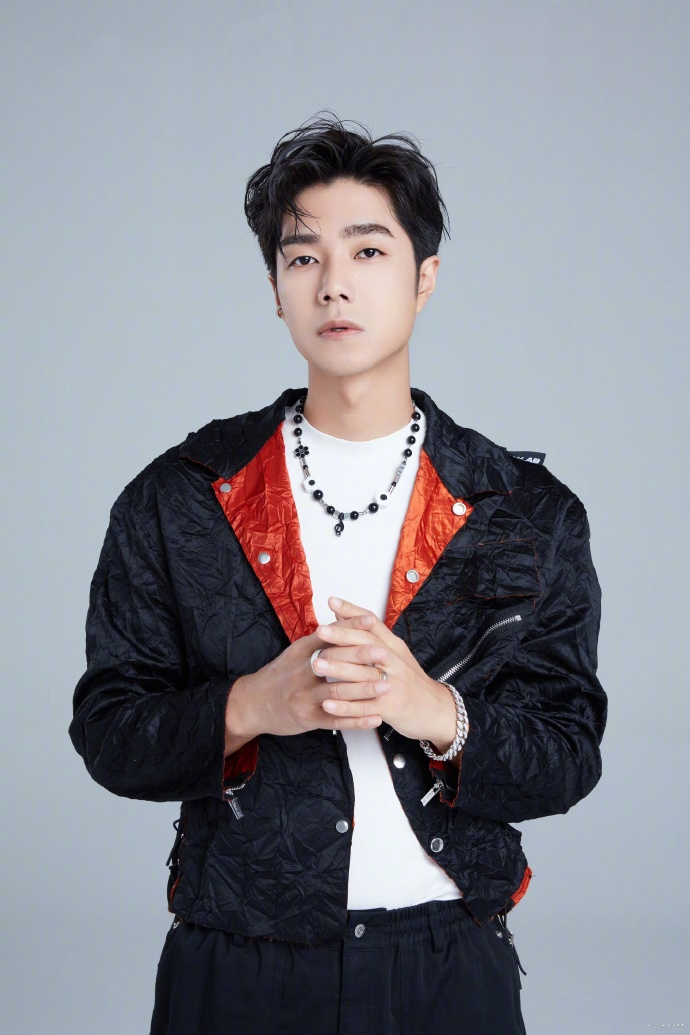 袁成杰为“评价唐山打人事件”道歉，张雨绮删除微博，但拒不道歉休闲区蓝鸢梦想 - Www.slyday.coM