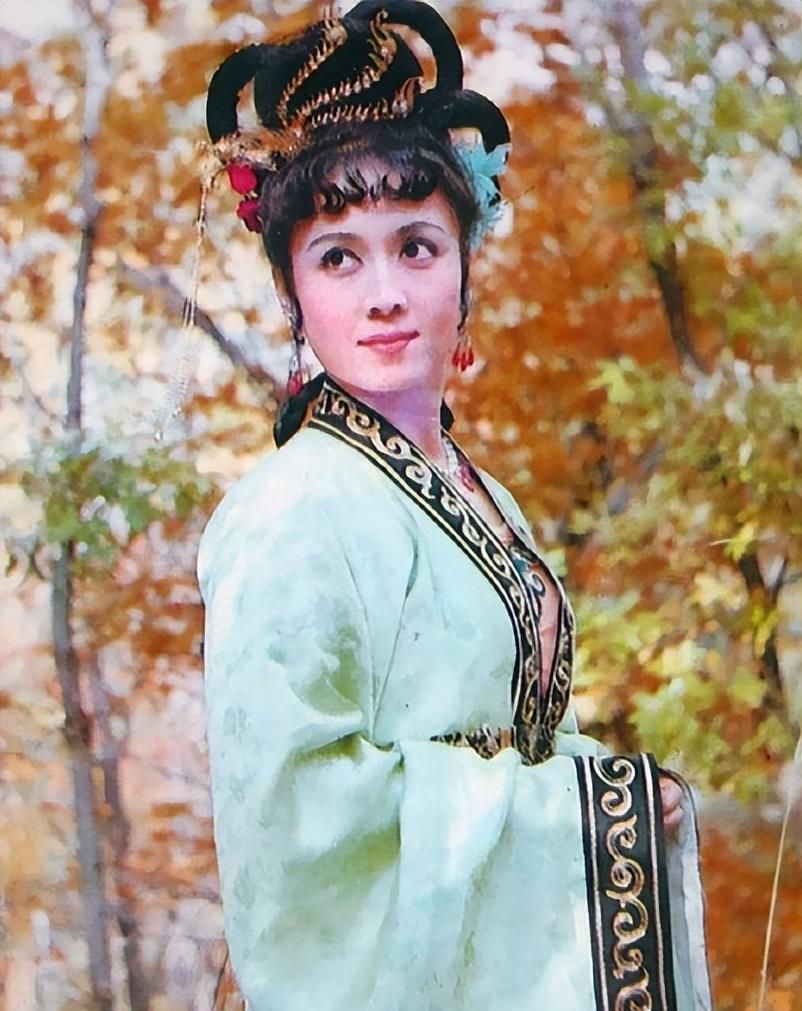魏慧丽:因"高小姐"红遍全国,嫁武生教授,与女儿情同姐妹|精变|魏慧丽