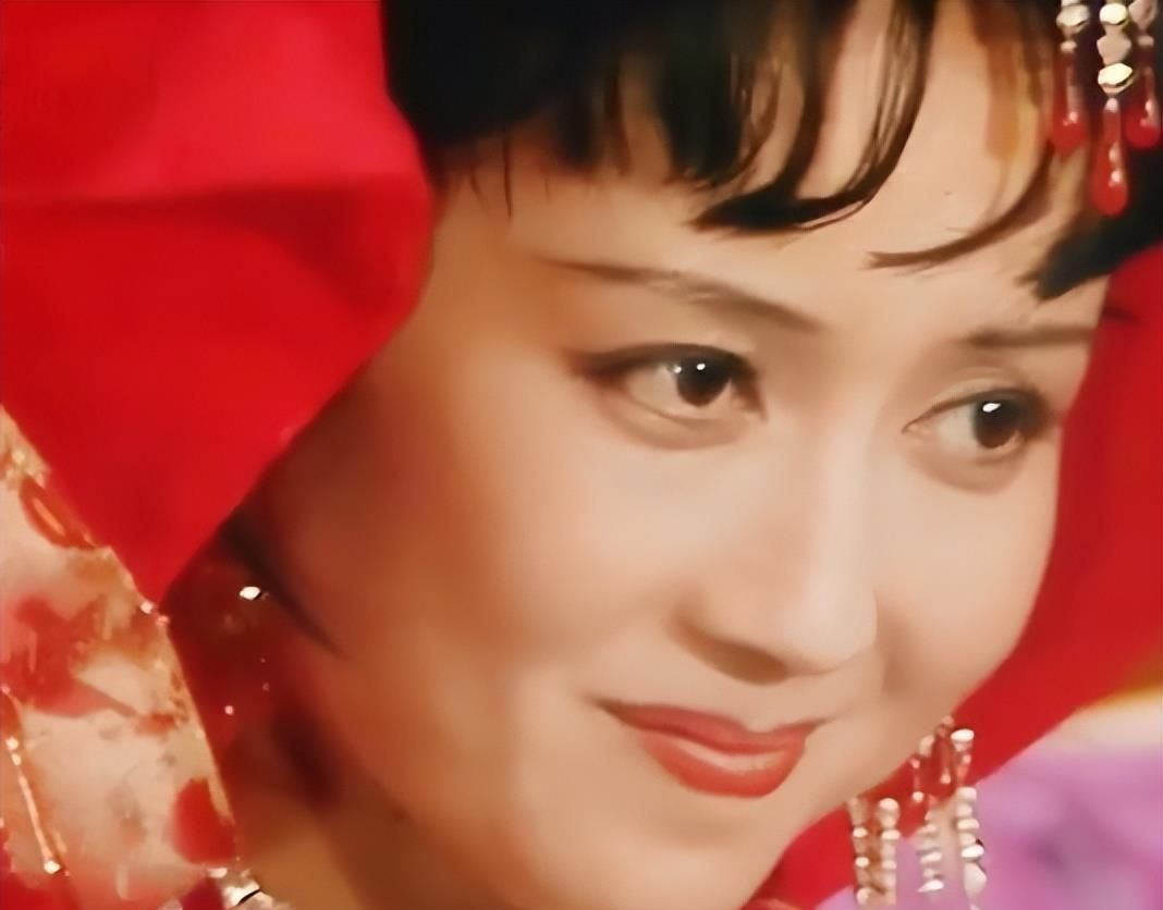 魏慧丽:因"高小姐"红遍全国,嫁武生教授,与女儿情同姐妹|精变|魏慧丽|