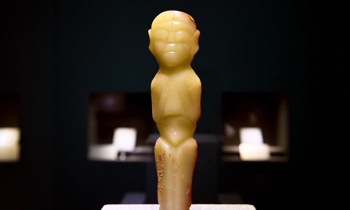 沈华:玉文化知识之西周玉人造型的特点说明__财经头条