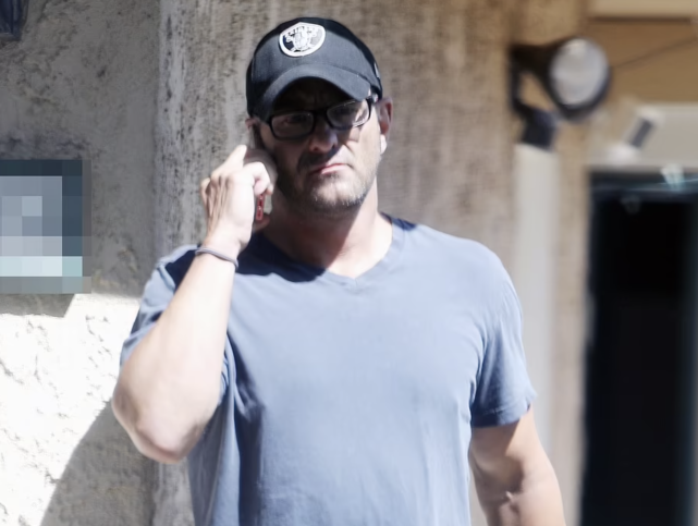 布兰妮大婚现场照曝光,造型尴尬令人啼笑皆非,前夫硬闯婚礼被捕休闲区蓝鸢梦想 - Www.slyday.coM 布兰妮大婚现场照曝光,造型尴尬令人啼笑皆非,前夫硬闯婚礼被捕休闲区蓝鸢梦想 - Www.slyday.coM