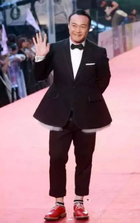 有种红毯尴尬叫“得罪造型师”,章子怡成“卤蛋”,有人暴露缺陷休闲区蓝鸢梦想 - Www.slyday.coM 有种红毯尴尬叫“得罪造型师”,章子怡成“卤蛋”,有人暴露缺陷休闲区蓝鸢梦想 - Www.slyday.coM