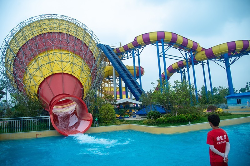 四川南充凤仪湾可爱岛大型原生态水上乐园开园