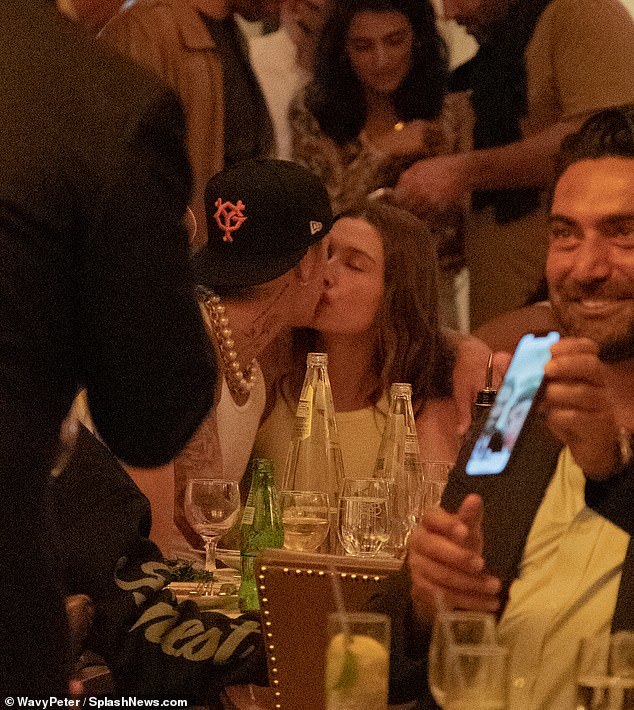 28岁贾斯汀·比伯自爆面瘫,右侧脸无法动,爱妻不久前患脑血栓休闲区蓝鸢梦想 - Www.slyday.coM 28岁贾斯汀·比伯自爆面瘫,右侧脸无法动,爱妻不久前患脑血栓休闲区蓝鸢梦想 - Www.slyday.coM