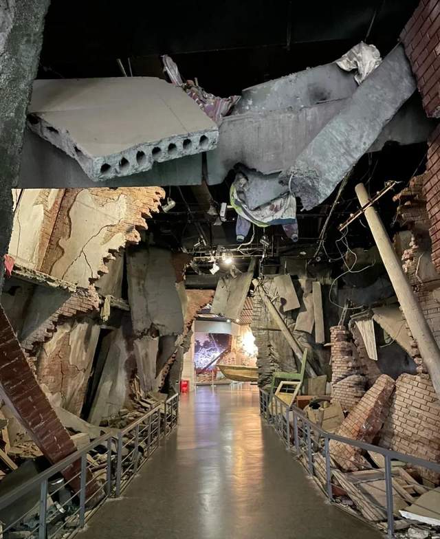 参观唐山地震博物馆，感受当年震后重建，真的是令世人震撼的工程休闲区蓝鸢梦想 - Www.slyday.coM