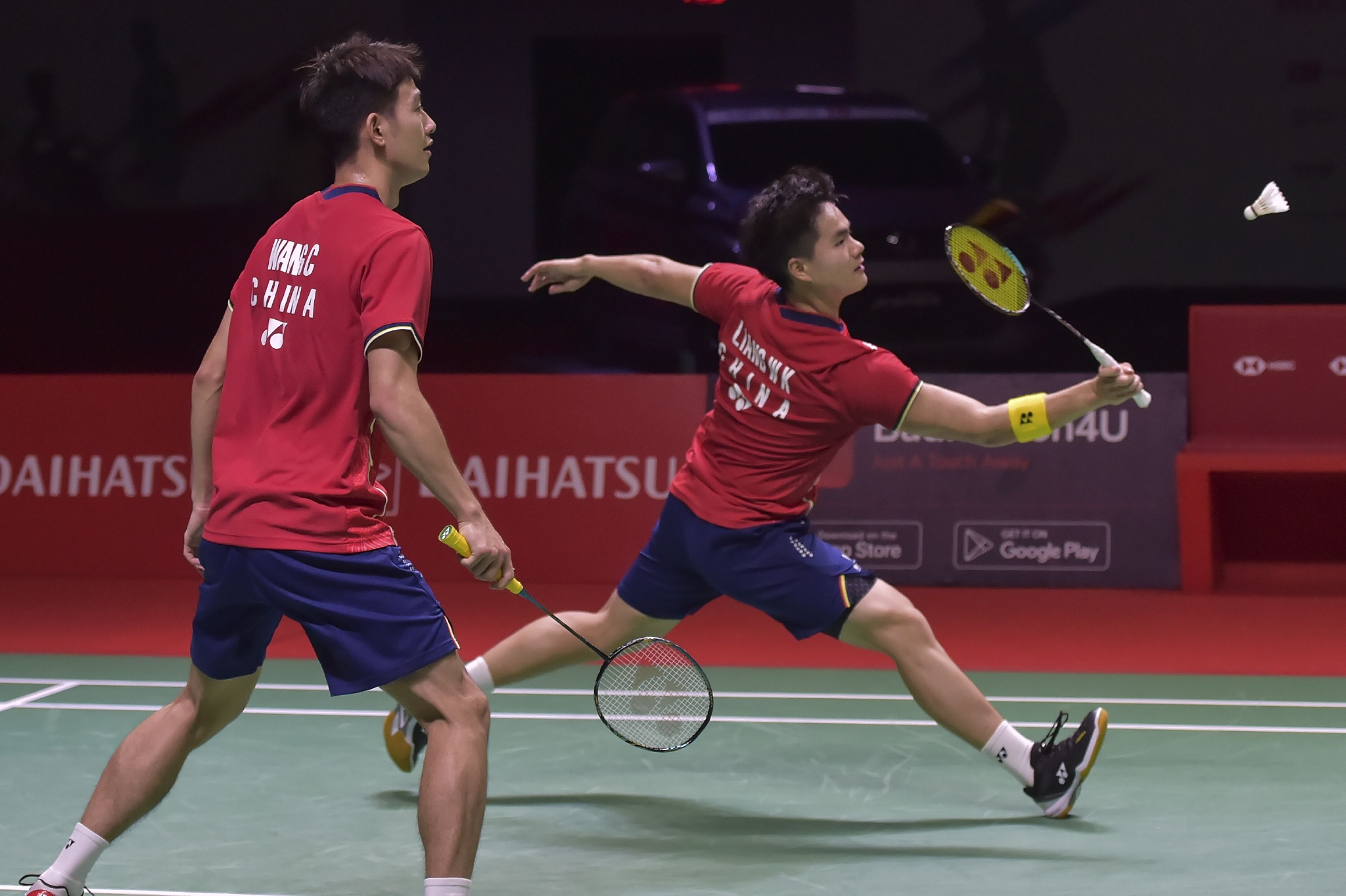 羽毛球印尼大师赛梁伟铿王昶晋级男双决赛