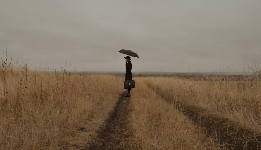 为讨好男友， 23岁女大学生流产13次后被摘掉子宫：养女儿，最怕这件事.....休闲区蓝鸢梦想 - Www.slyday.coM