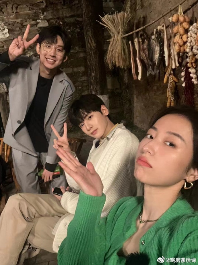 发文告别《初入职场的我们》：谢谢大家的照顾，这段时间，对我来说很治愈，很幸福！如果你们也被我治愈到就太好了休闲区蓝鸢梦想 - Www.slyday.coM