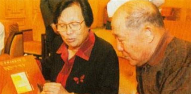 她是邓小平同父异母的妹妹，58岁成女少将，一生以大哥为榜样休闲区蓝鸢梦想 - Www.slyday.coM