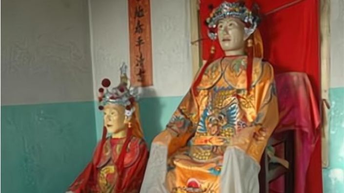 江西一老人花10年为寺庙修路,临终前对儿子说：为我缸葬休闲区蓝鸢梦想 - Www.slyday.coM