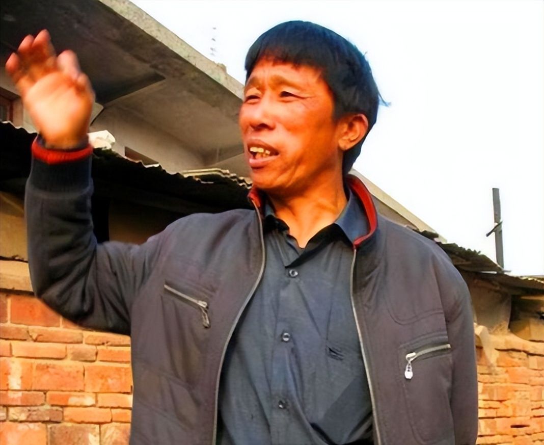 江西一老人花10年为寺庙修路,临终前对儿子说：为我缸葬休闲区蓝鸢梦想 - Www.slyday.coM