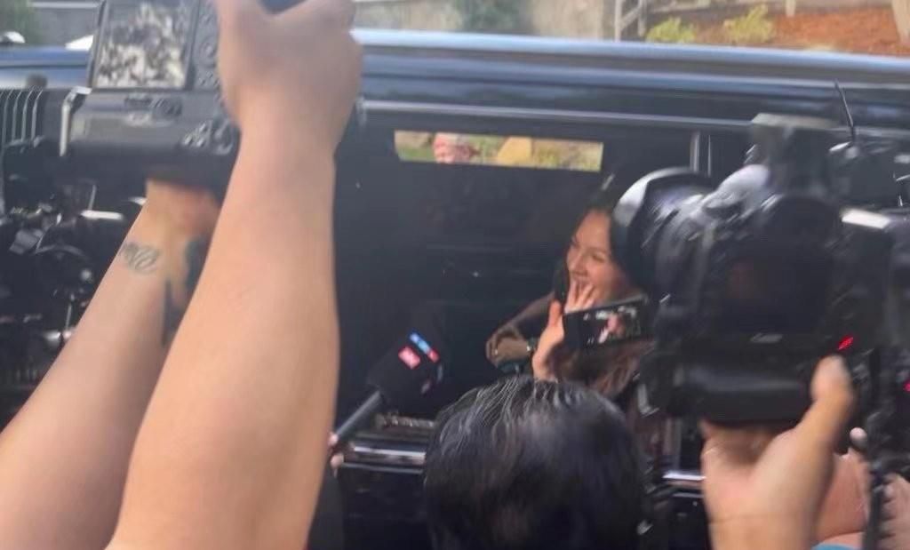布兰妮婚礼排场太大了！麦当娜闪耀亮相，希尔顿大小姐带老公捧场休闲区蓝鸢梦想 - Www.slyday.coM