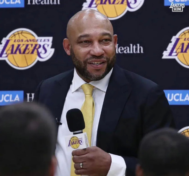 詹姆斯能带动浓眉吗?浓眉2个月没有投篮,哈姆建议威少做出牺牲休闲区蓝鸢梦想 - Www.slyday.coM 詹姆斯能带动浓眉吗?浓眉2个月没有投篮,哈姆建议威少做出牺牲休闲区蓝鸢梦想 - Www.slyday.coM