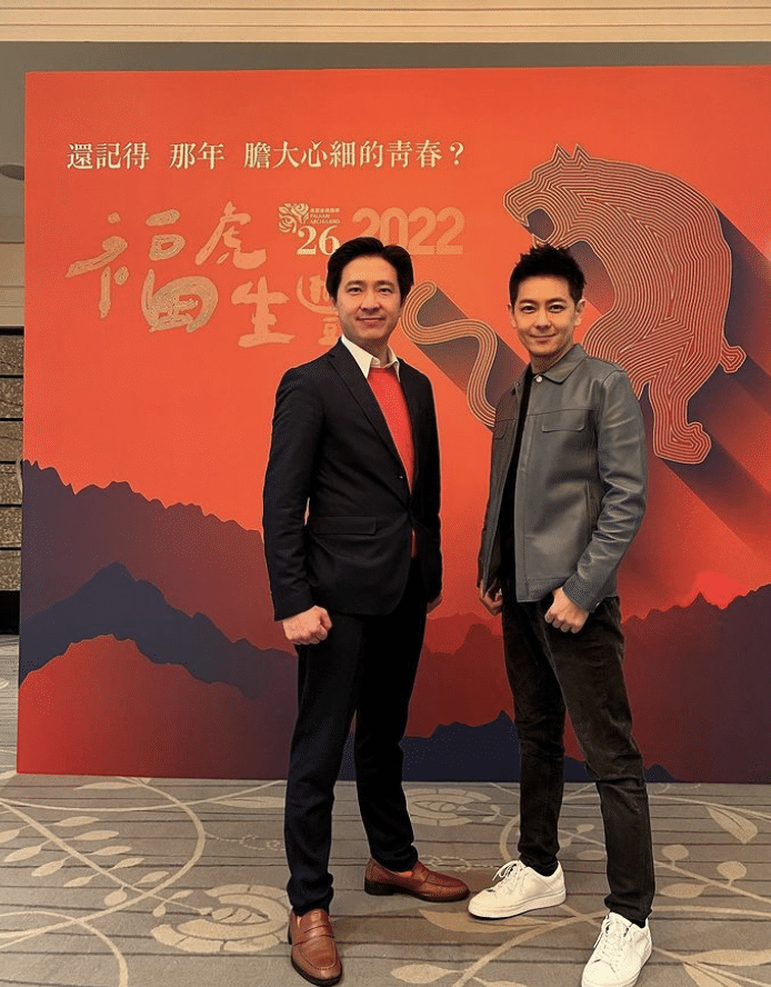 林志颖开特斯拉上班,和亲弟弟合体捞金,兄弟俩有商有量感情极佳休闲区蓝鸢梦想 - Www.slyday.coM 林志颖开特斯拉上班,和亲弟弟合体捞金,兄弟俩有商有量感情极佳休闲区蓝鸢梦想 - Www.slyday.coM