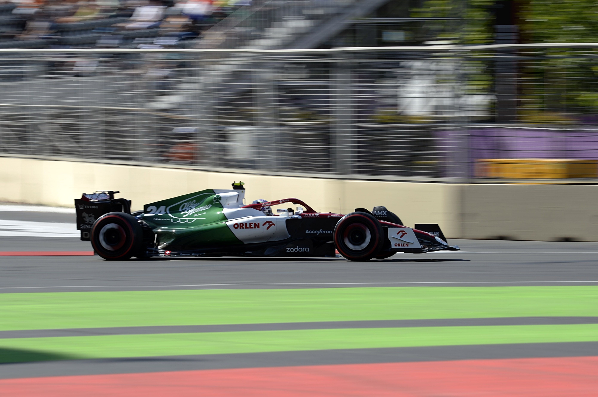 赛车——f1阿塞拜疆站排位赛赛况|排位赛|阿塞拜疆|f1_新浪新闻