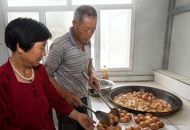 越是老人越要吃肉？已有研究结果：多吃肉的人比少吃肉的人更长寿