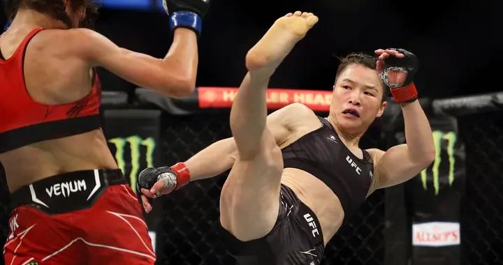 张伟丽约战冠军:来公平打一场!致敬乔安娜:我们展示了女性力量