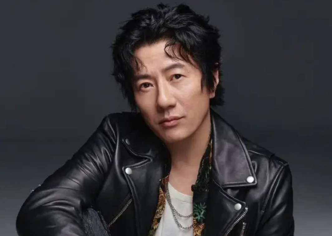 郑钧罚儿子磕1000个头包贝尔扇女儿耳光娱乐圈虎爸虎妈还有谁