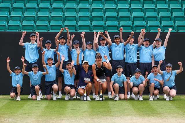 双喜临门!中国金花首夺草地赛冠军,排名高居第3创职业生涯新高休闲区蓝鸢梦想 - Www.slyday.coM 双喜临门!中国金花首夺草地赛冠军,排名高居第3创职业生涯新高休闲区蓝鸢梦想 - Www.slyday.coM