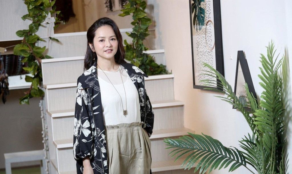 女神叶蕴仪近况豪门梦碎后一度生活拮据49岁减肥成功追求者多