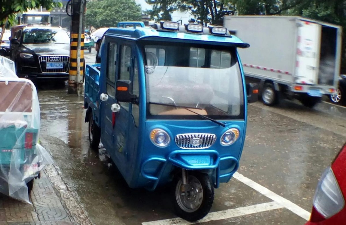 拉貨三輪車半封閉三開車型怎麼選五羊淮海評測給你答案