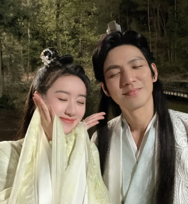 袁冰妍新图又撞脸赵丽颖，被曝将出演杨幂新剧女二，资源降级？休闲区蓝鸢梦想 - Www.slyday.coM