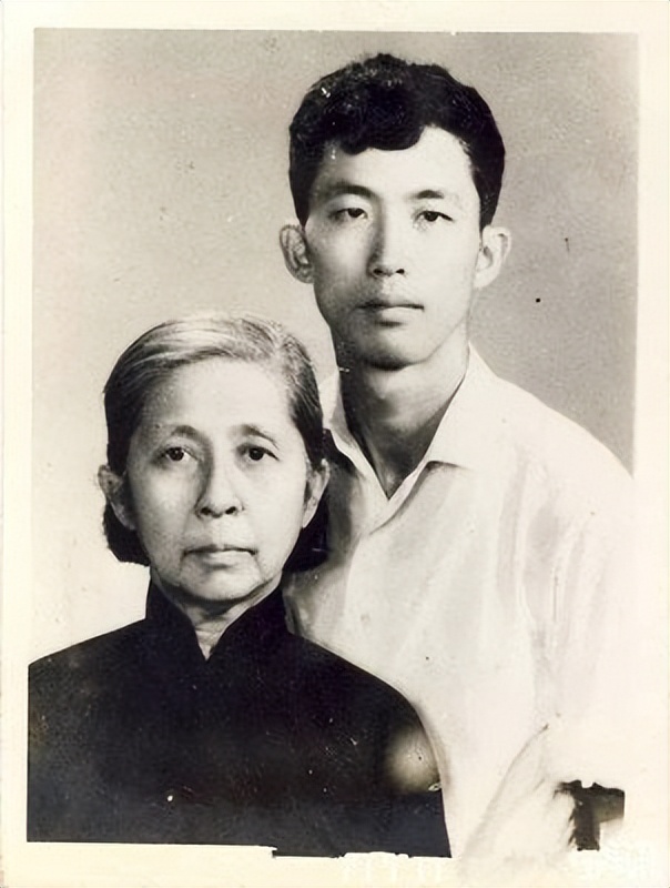 两段婚姻17个女友,晚年患病孤单猝死,葬礼仅一亲人参加|罗隆基|浦熙修