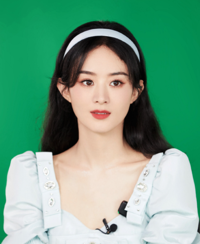 袁冰妍新图又撞脸赵丽颖，被曝将出演杨幂新剧女二，资源降级？休闲区蓝鸢梦想 - Www.slyday.coM