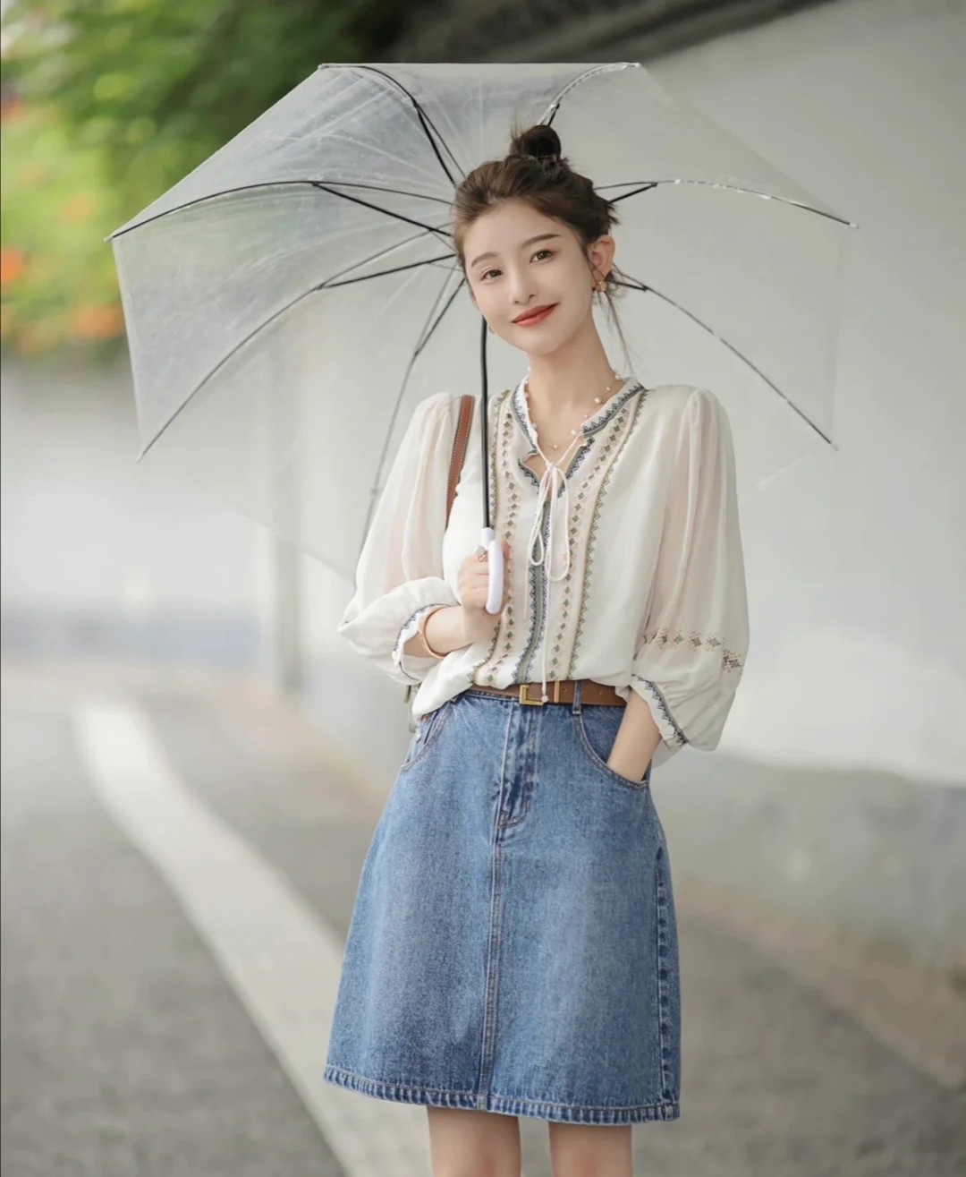 小清新夏日优雅穿搭来袭简约随意又时尚清凉可人更显女神范