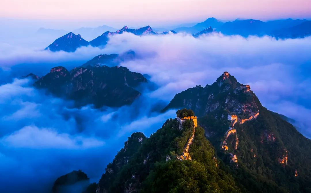 90后小伙蹲守长城7年，拍下50万张绝美照片，央视都忍不住盛赞：原来我们的长城这么美！休闲区蓝鸢梦想 - Www.slyday.coM